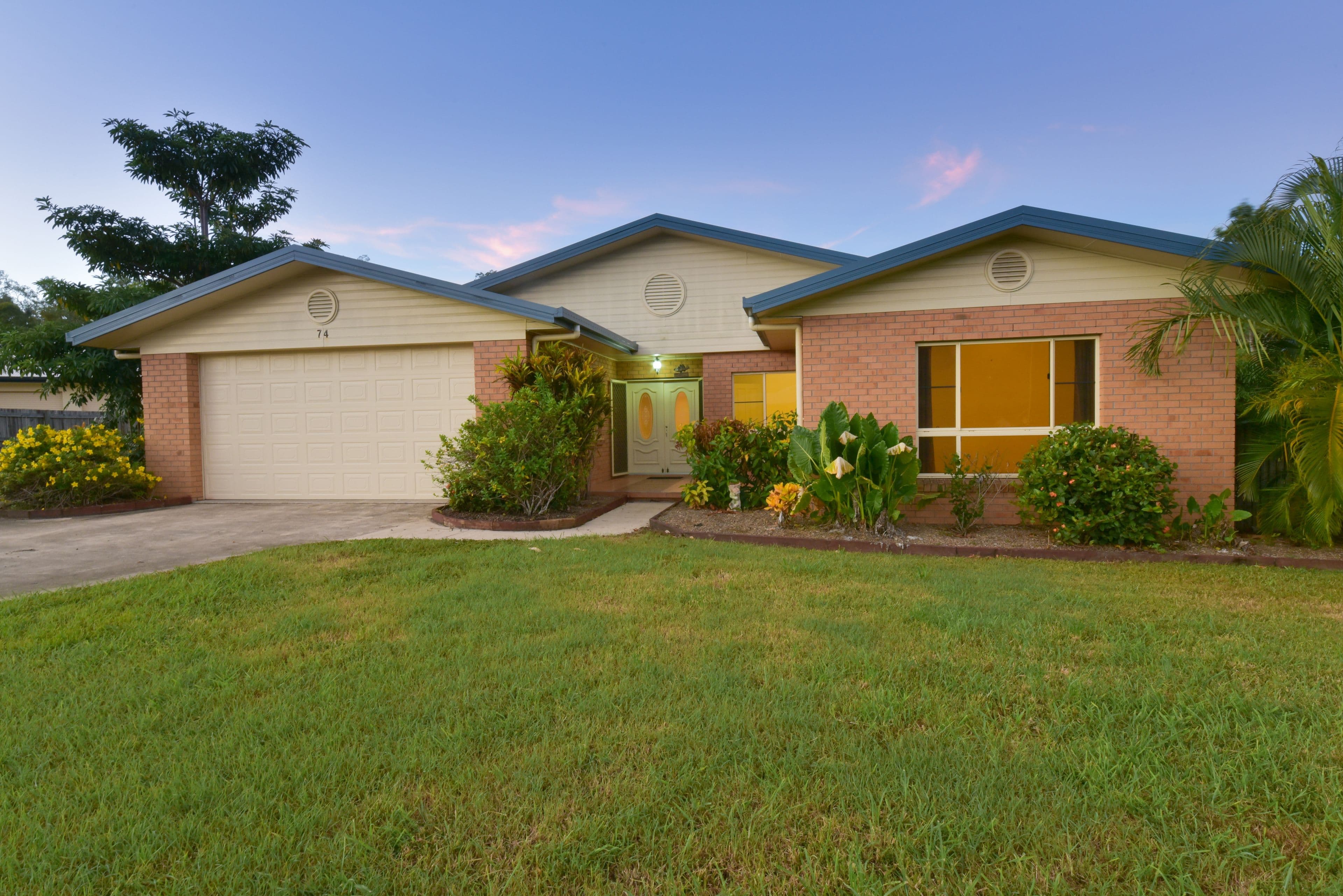74 Galbraith Park Drive, Cannonvale QLD 4802, Cannonvale - Thumbnail 2