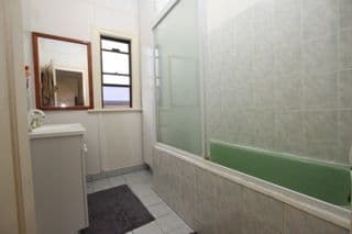 18 Cairns Street, THE RANGE QLD 4700, The Range - Thumbnail 8