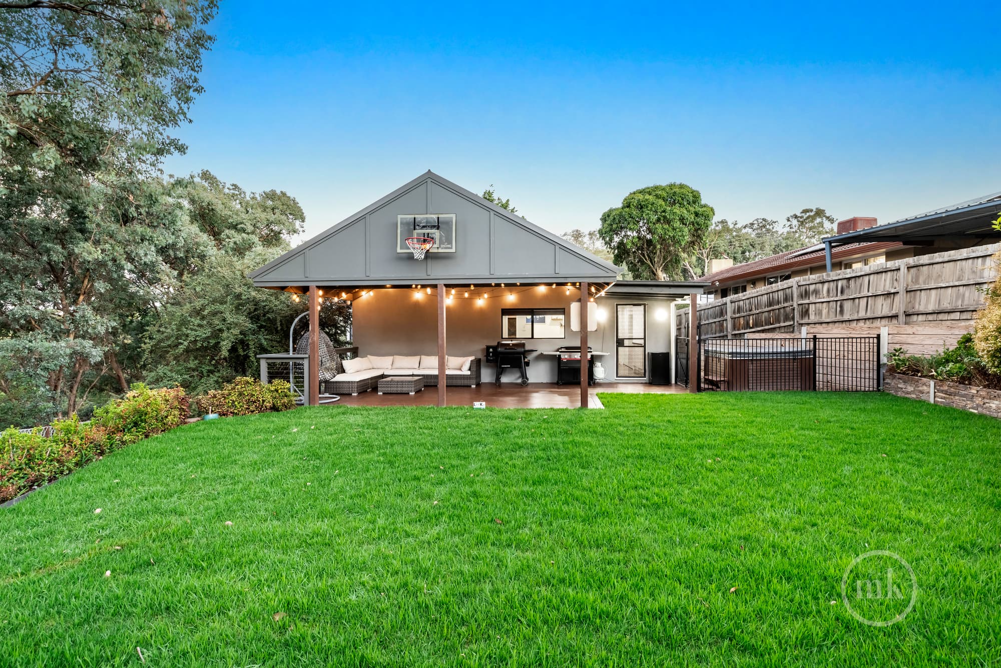 123 Lambert Street, Diamond Creek, Diamond Creek - Thumbnail 2
