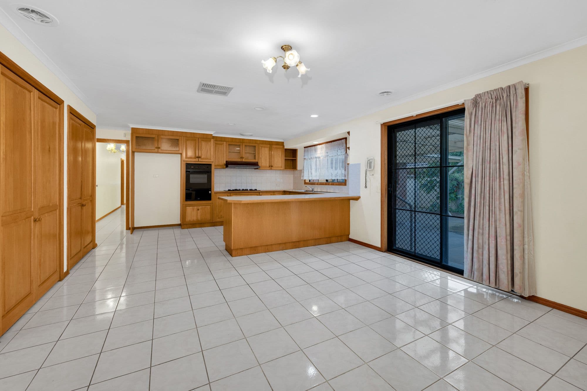 28 Fernwood Drive, Hoppers Crossing VIC 3029, Hoppers Crossing - Thumbnail 5