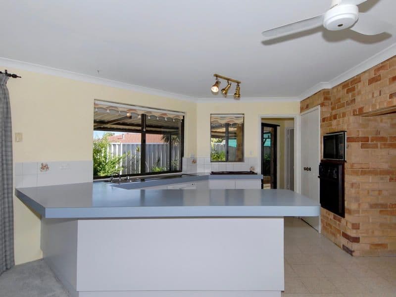 4 Suva Place, COOLOONGUP WA 6168, Cooloongup - Thumbnail 3