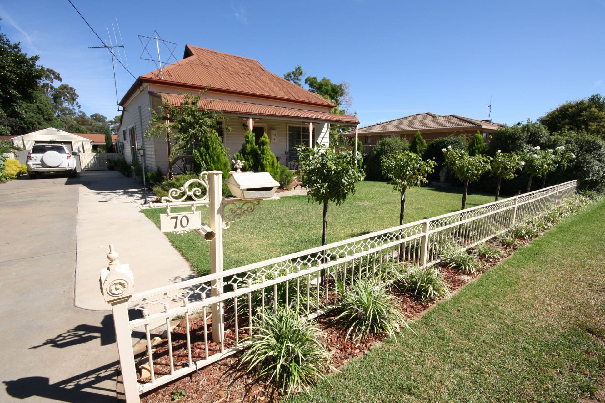 70 Baynes Street, Rochester VIC 3561, Rochester - Thumbnail 2