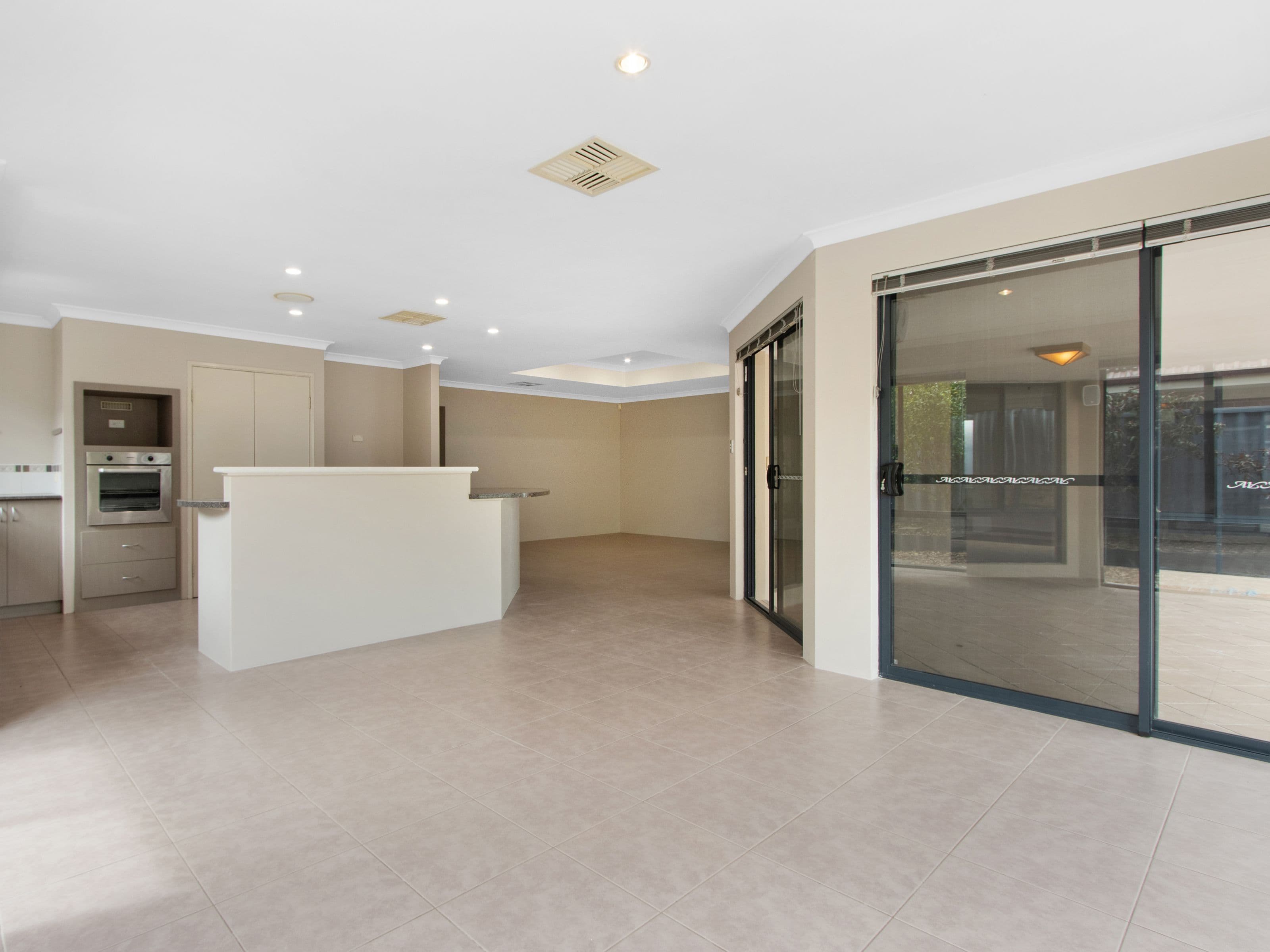 8 Thomasia Approach, Baldivis WA 6171, Baldivis - Thumbnail 5