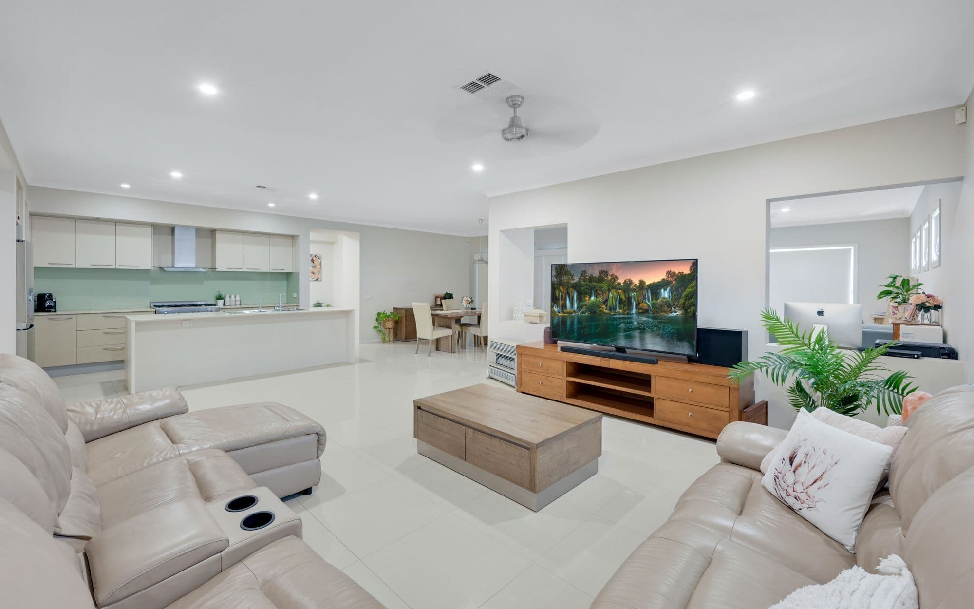 4 Ruwald Place, Camden Park NSW 2570, Camden Park - Thumbnail 2