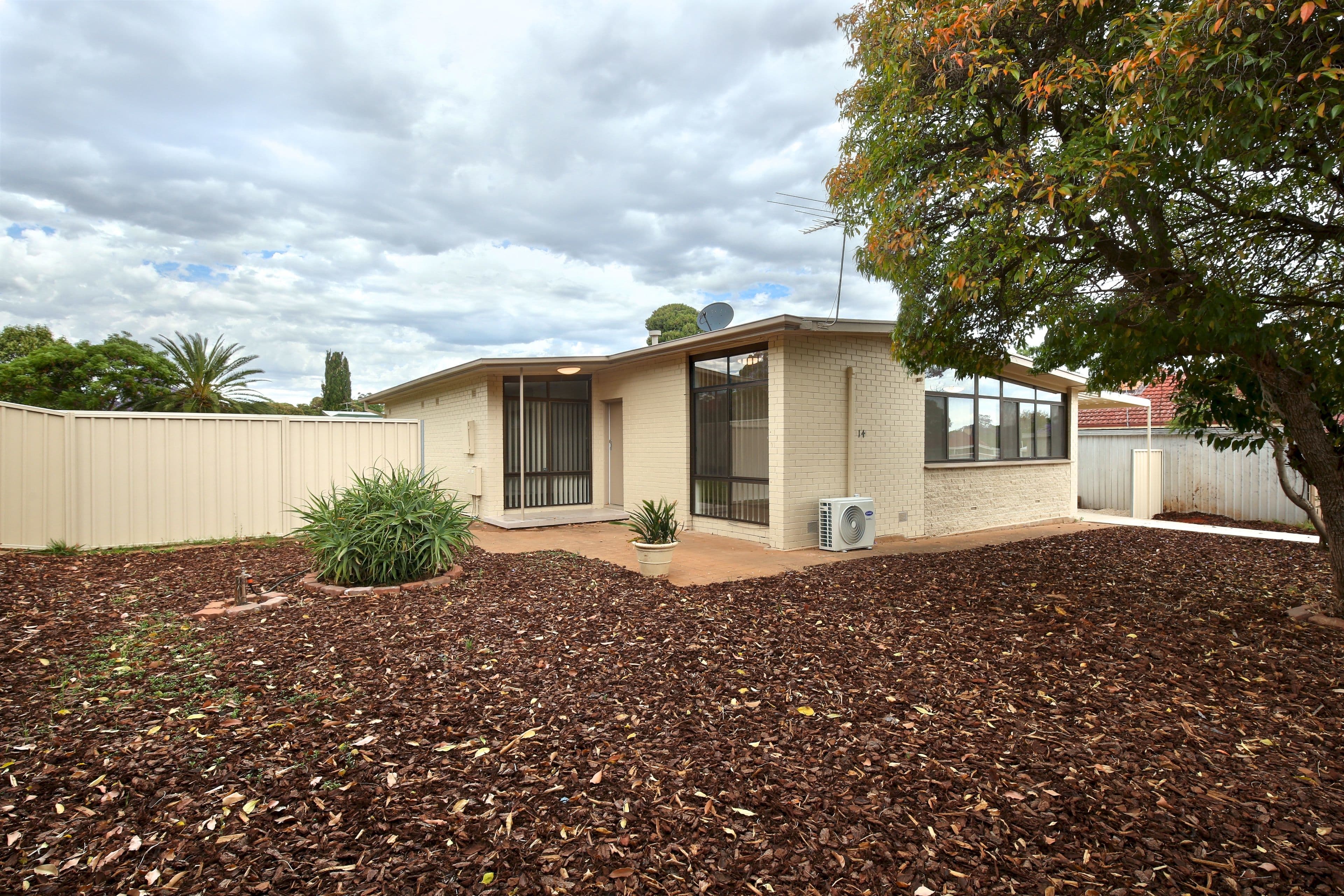 14 Upton Street, Elizabeth Vale SA 5112, Elizabeth Vale - Thumbnail 2