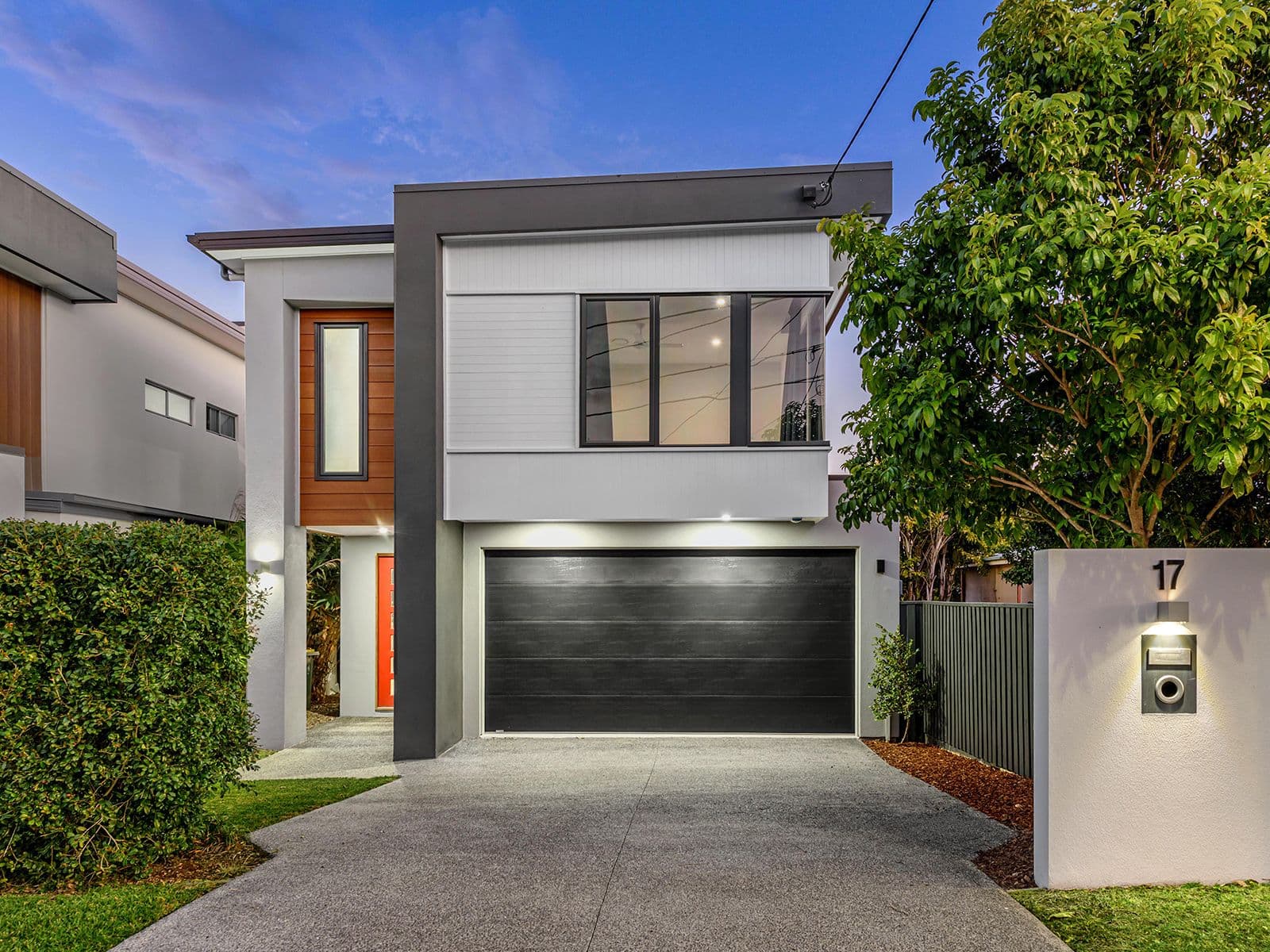 17 Melbourne Avenue, Camp Hill QLD 4152, Camp Hill - Thumbnail 2