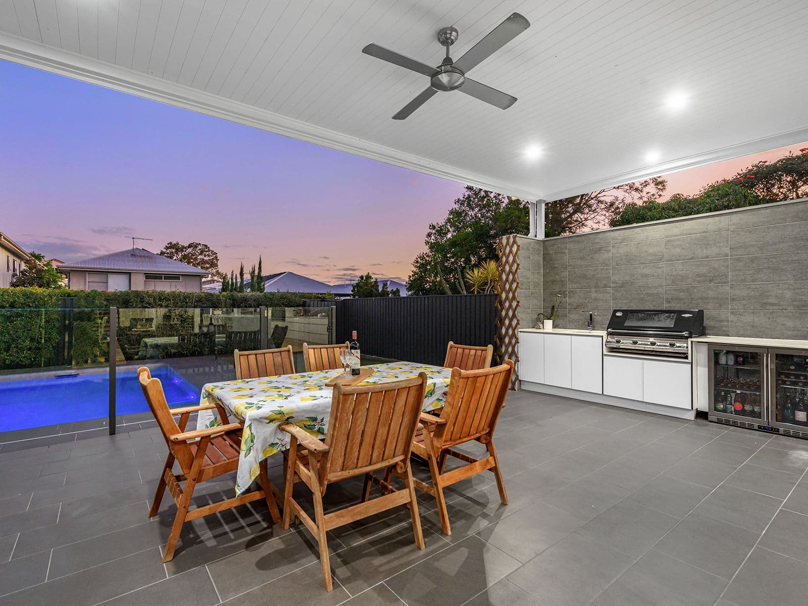 17 Melbourne Avenue, Camp Hill QLD 4152, Camp Hill - Thumbnail 7