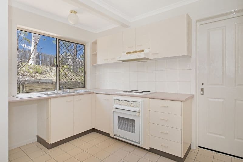 4 Cherbourg Court, Petrie QLD 4502, Petrie - Thumbnail 3