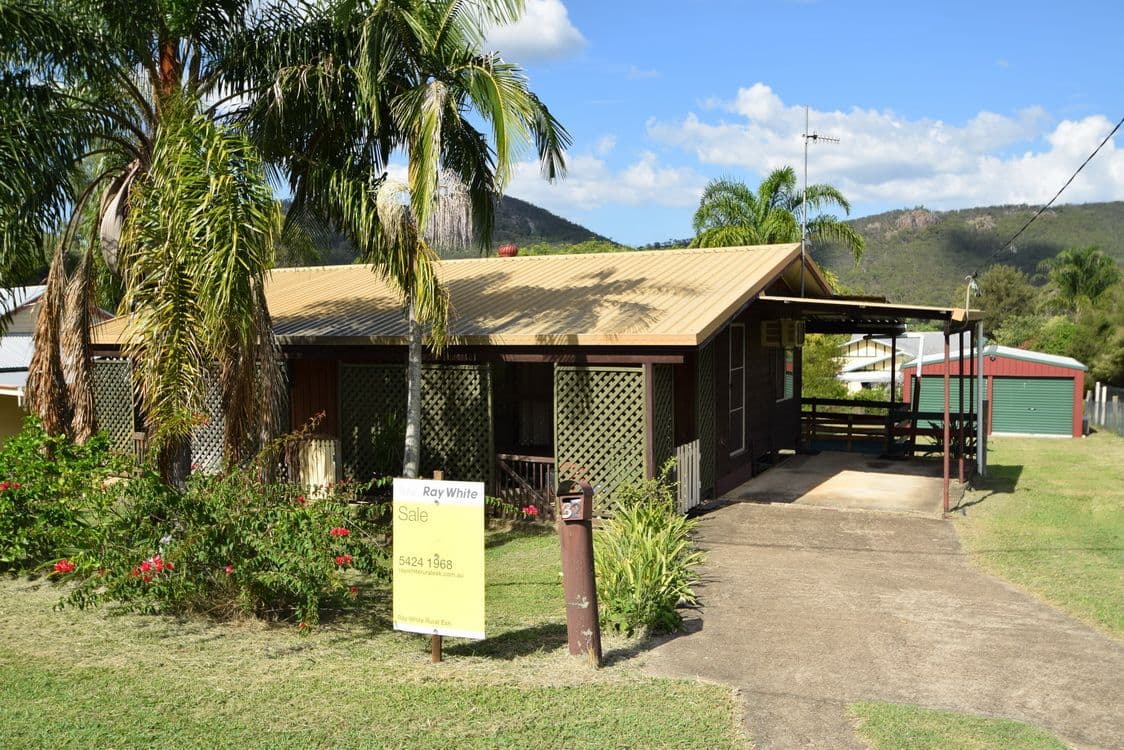 32 Down Street, Esk QLD 4312, Esk - Image 1