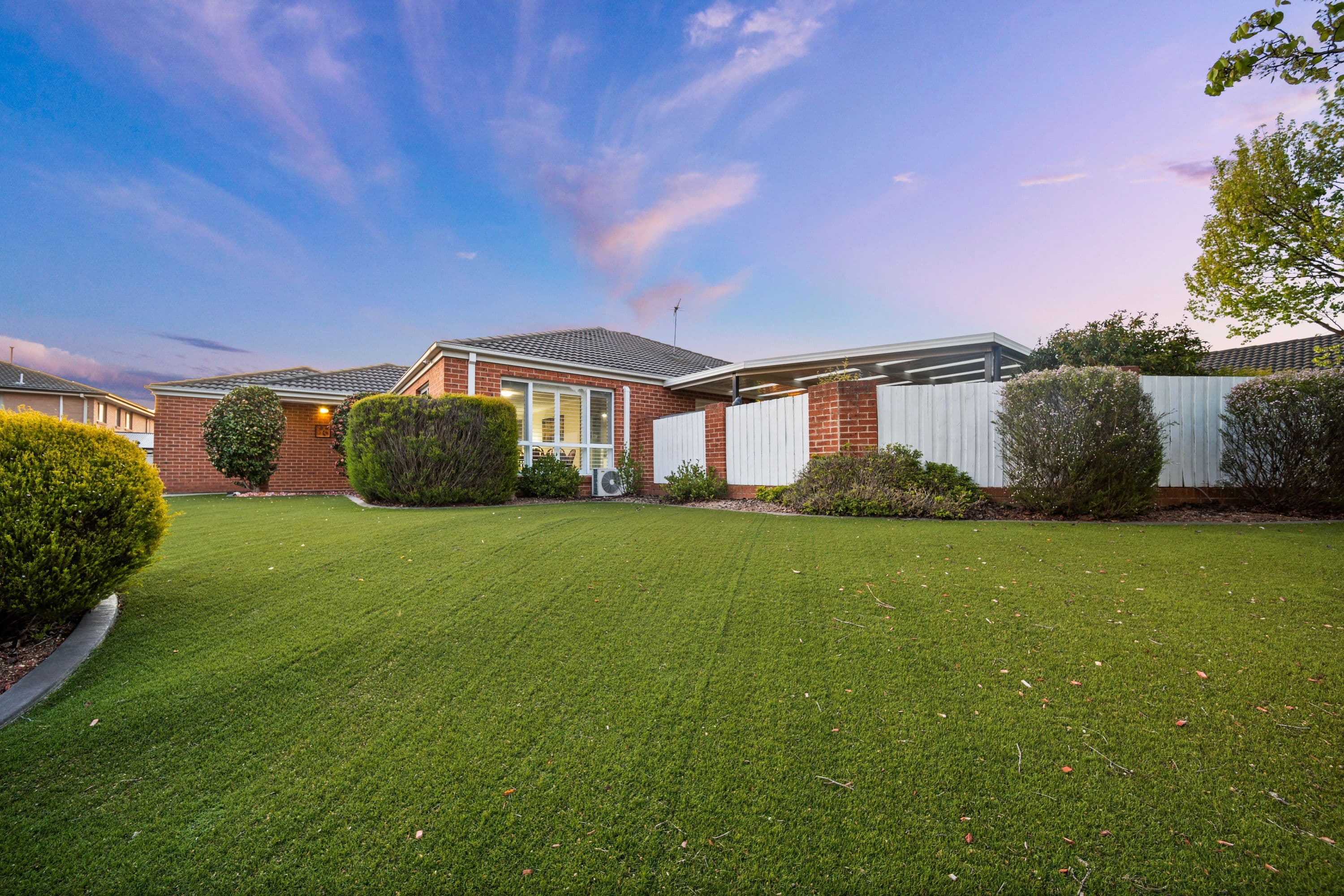 11 Coolgardie Street, Dunlop ACT 2615, Dunlop - Image 1