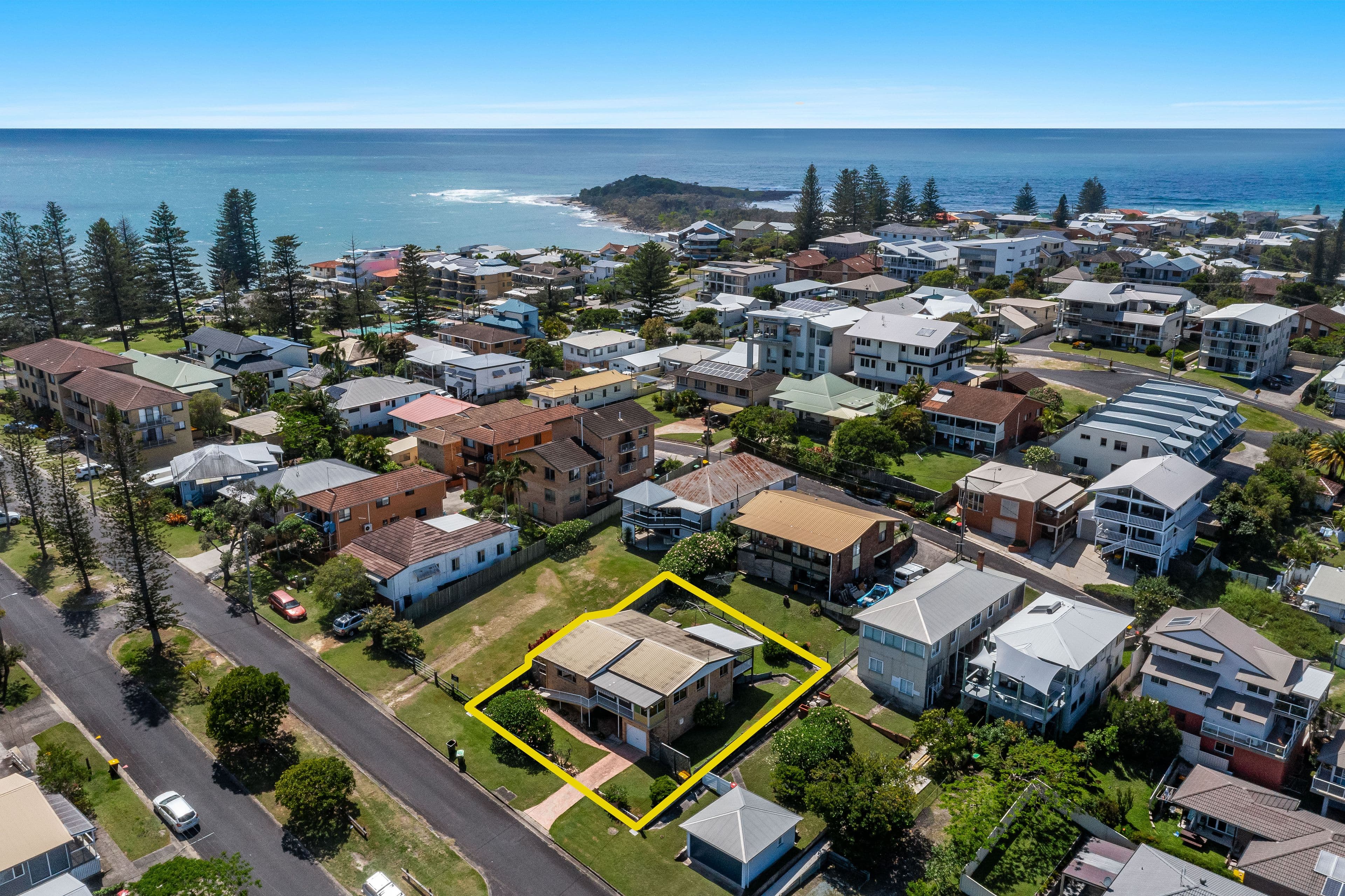 12 Beach Street, Yamba NSW 2464, Yamba - Image 1