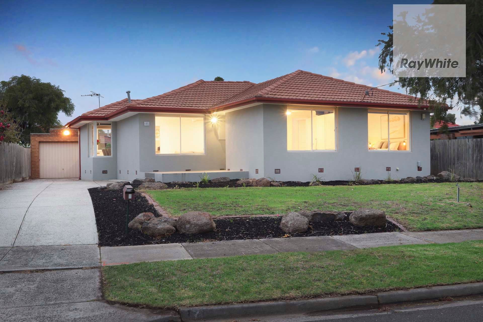7 Dunfield Drive, Gladstone Park VIC 3043, Gladstone Park - Image 1