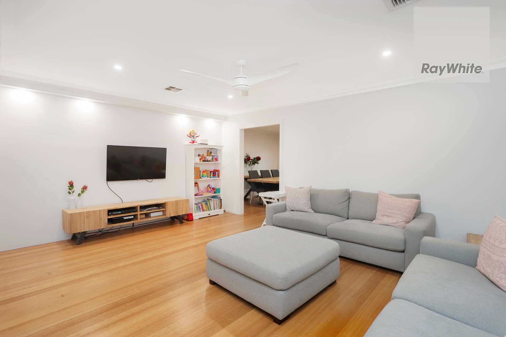 7 Dunfield Drive, Gladstone Park VIC 3043, Gladstone Park - Thumbnail 4