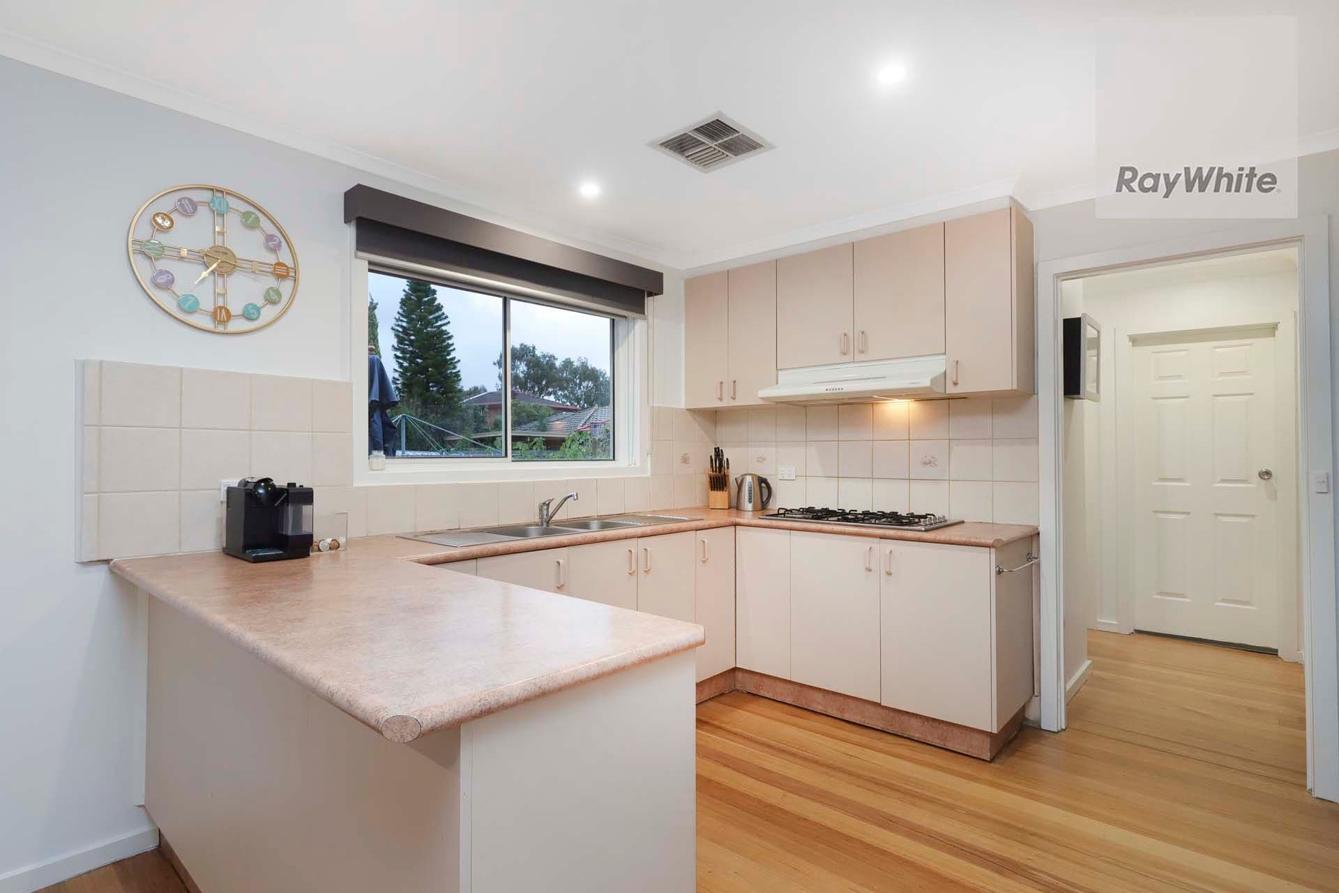 7 Dunfield Drive, Gladstone Park VIC 3043, Gladstone Park - Thumbnail 7
