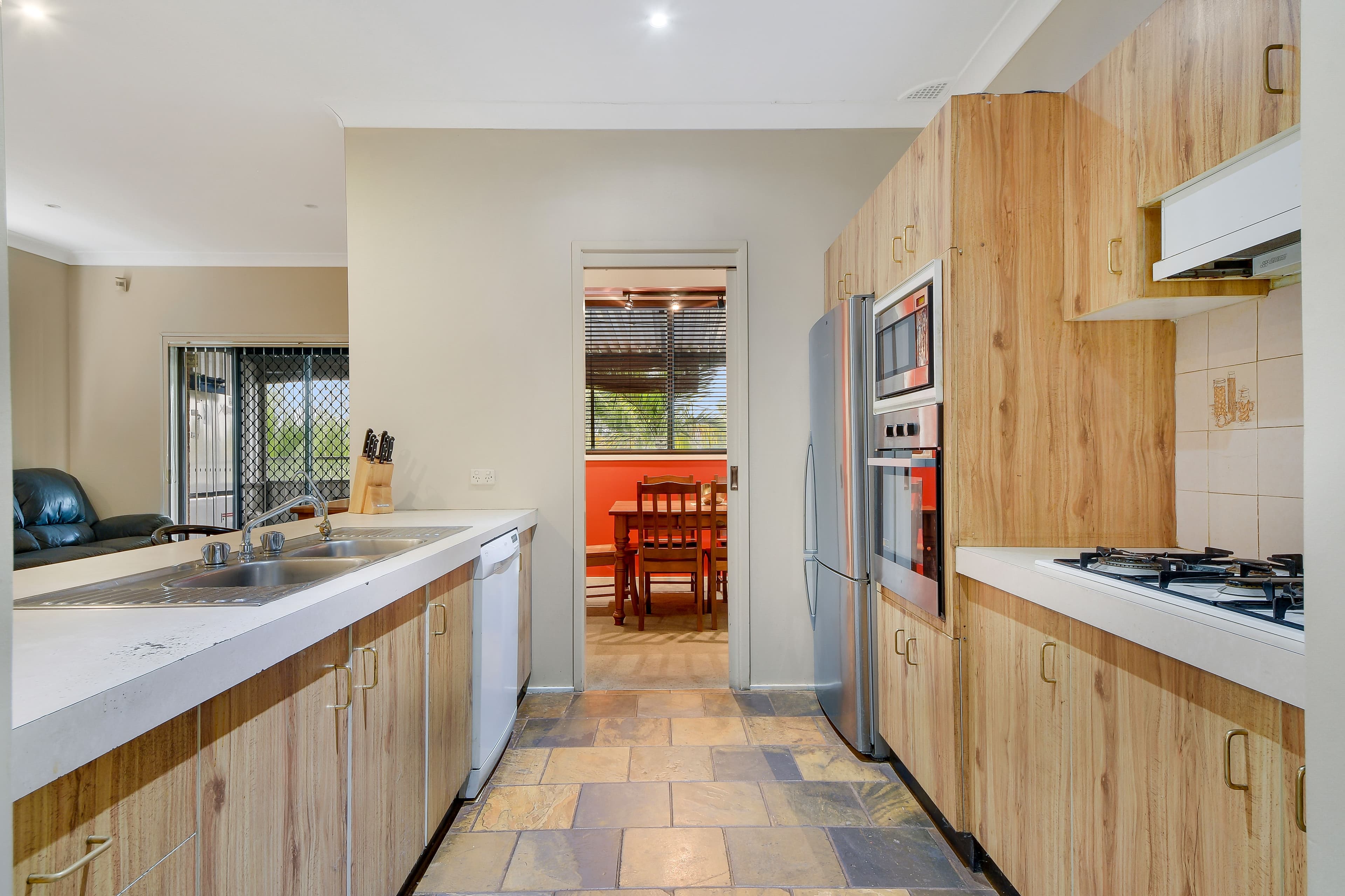 20 Warriewood Street, Woodbine NSW 2560, Woodbine - Thumbnail 5