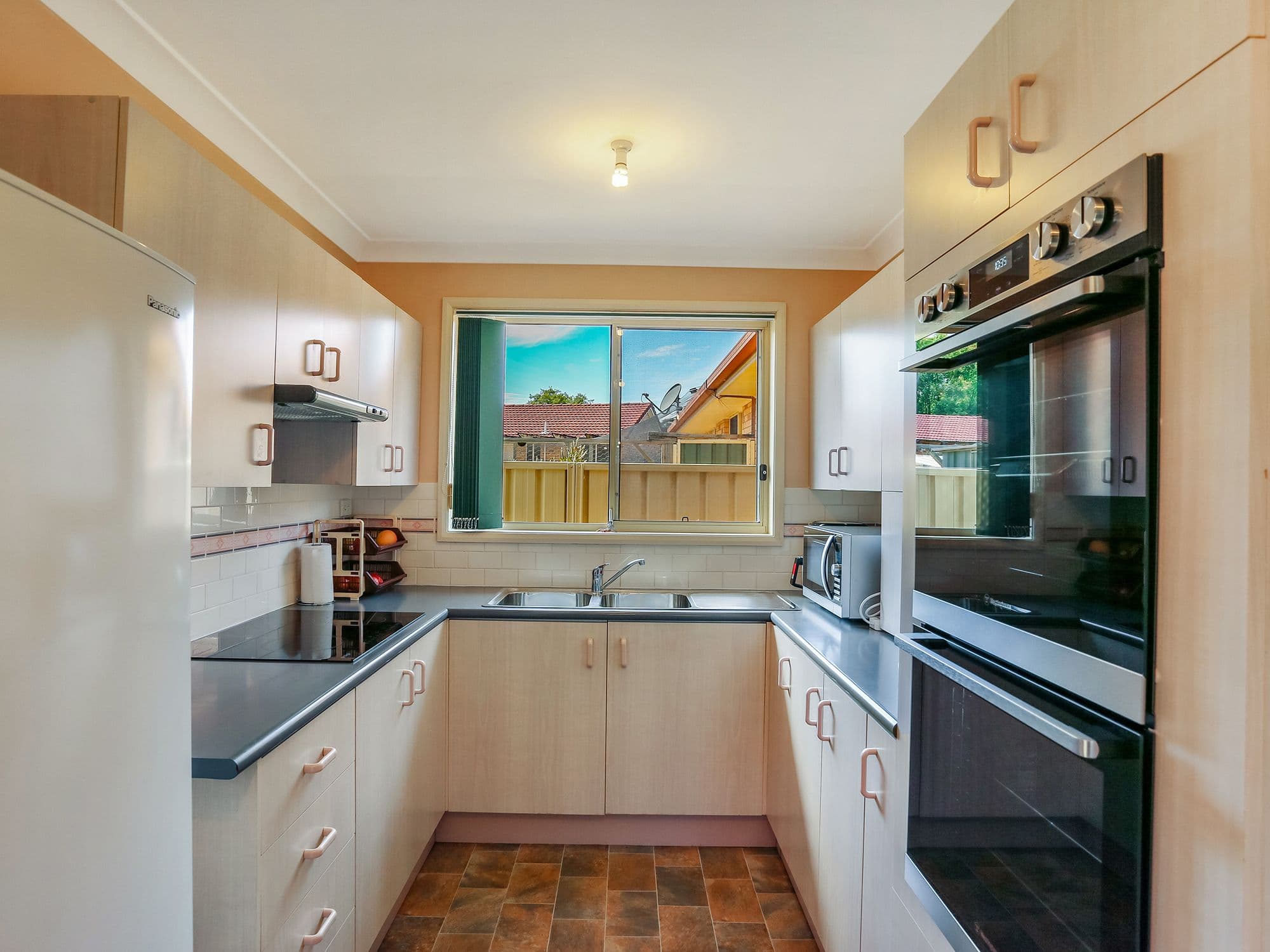 10 Simon Place, Moss Vale NSW 2577, Moss Vale - Thumbnail 3