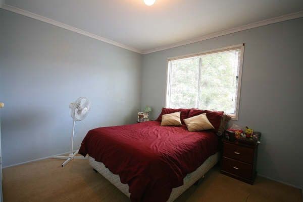2 Dewar Drive, LOGANHOLME QLD 4129, Loganholme - Thumbnail 4