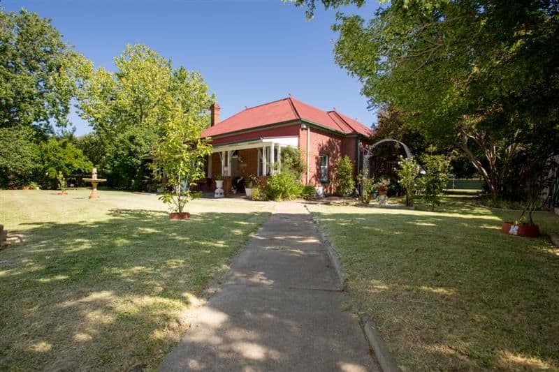 4 Warne Street, WELLINGTON NSW 2820, Wellington - Image 1