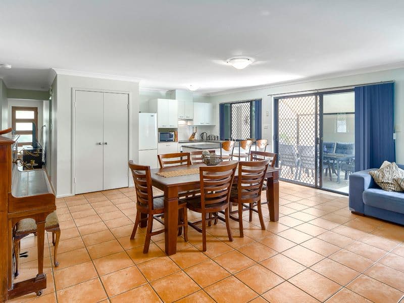 153 Stradbroke Avenue, WYNNUM QLD 4178, Wynnum - Thumbnail 3
