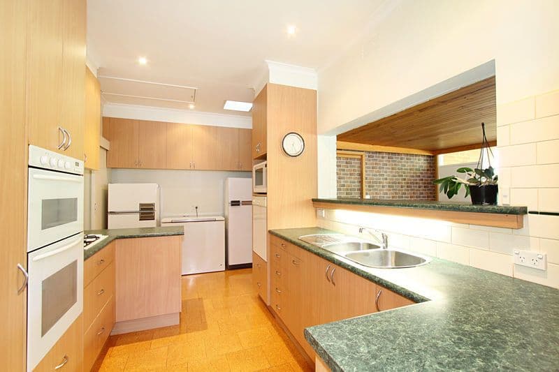 26  Eastview Crescent, BENTLEIGH EAST VIC 3165, Bentleigh East - Thumbnail 3
