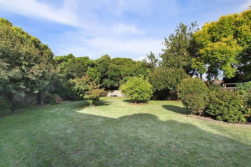 26  Eastview Crescent, BENTLEIGH EAST VIC 3165, Bentleigh East - Thumbnail 6