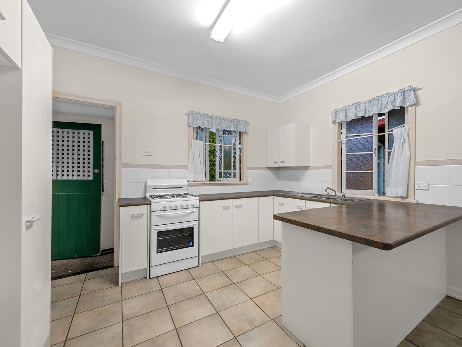 47 Chermside Street, Grange QLD 4051, Grange - Thumbnail 3