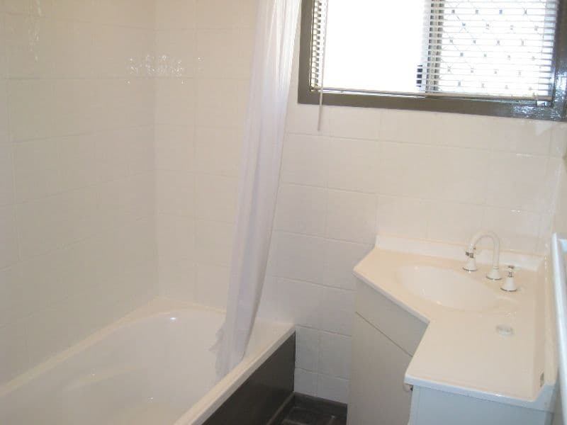 16 CHILD Street, RIVERVIEW QLD 4303, Riverview - Thumbnail 3