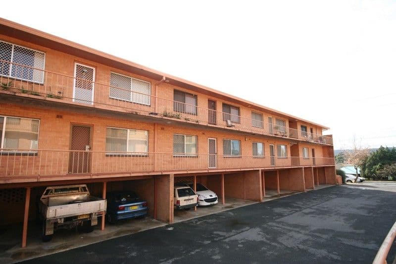 61  Donald Road, QUEANBEYAN NSW 2620, Queanbeyan - Thumbnail 2