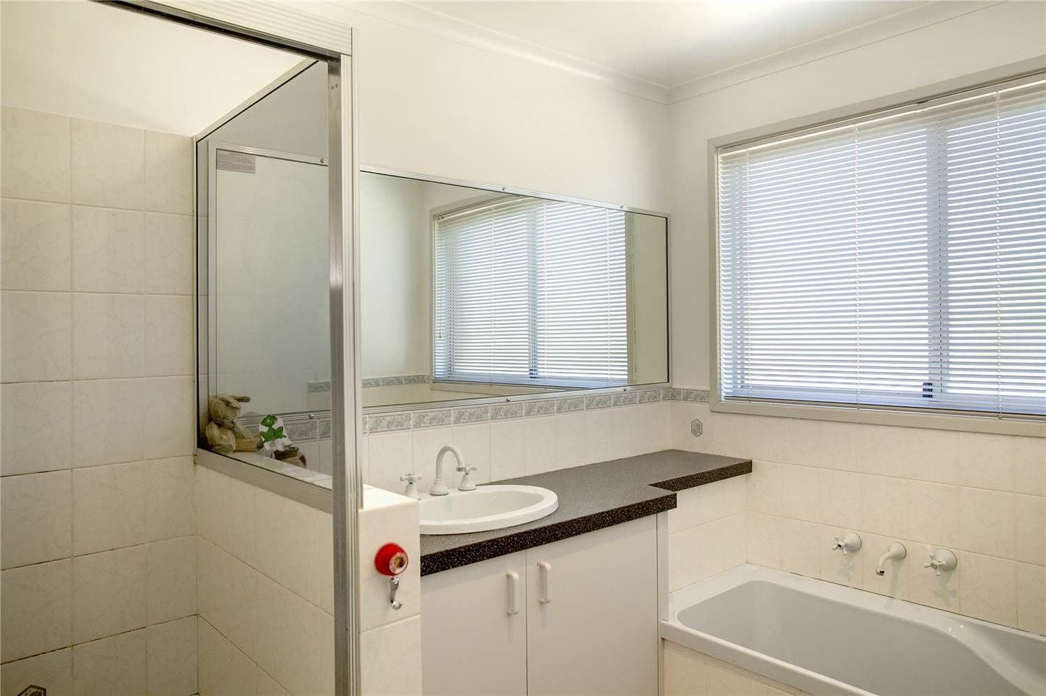 12 Bernard Court, LARA VIC 3212, Lara - Thumbnail 7