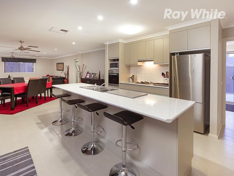 4 Silky Oak Avenue, WODONGA VIC 3690, Wodonga - Thumbnail 2