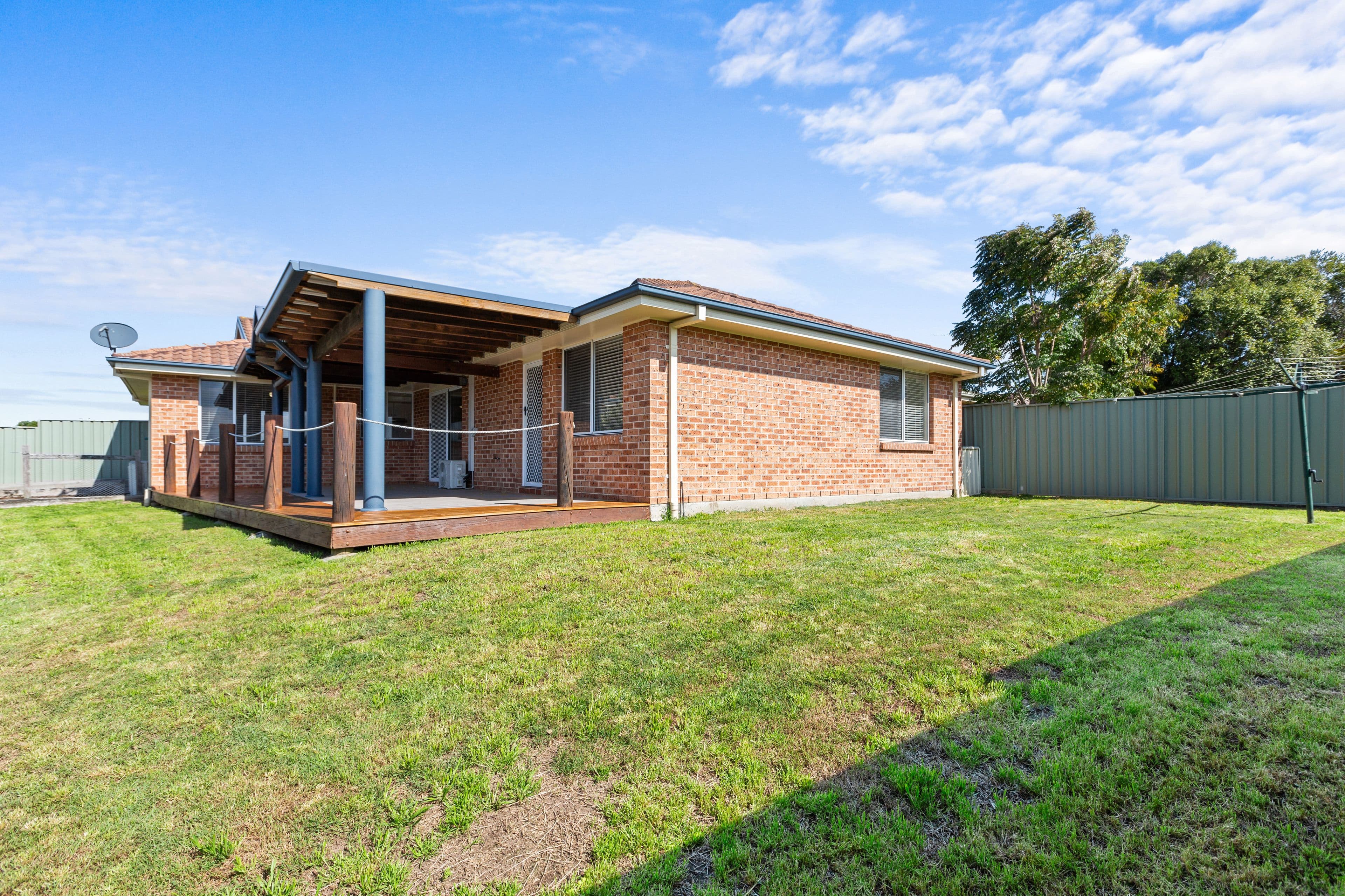 1 Rosewood Avenue, Thornton NSW 2322, Thornton - Thumbnail 2