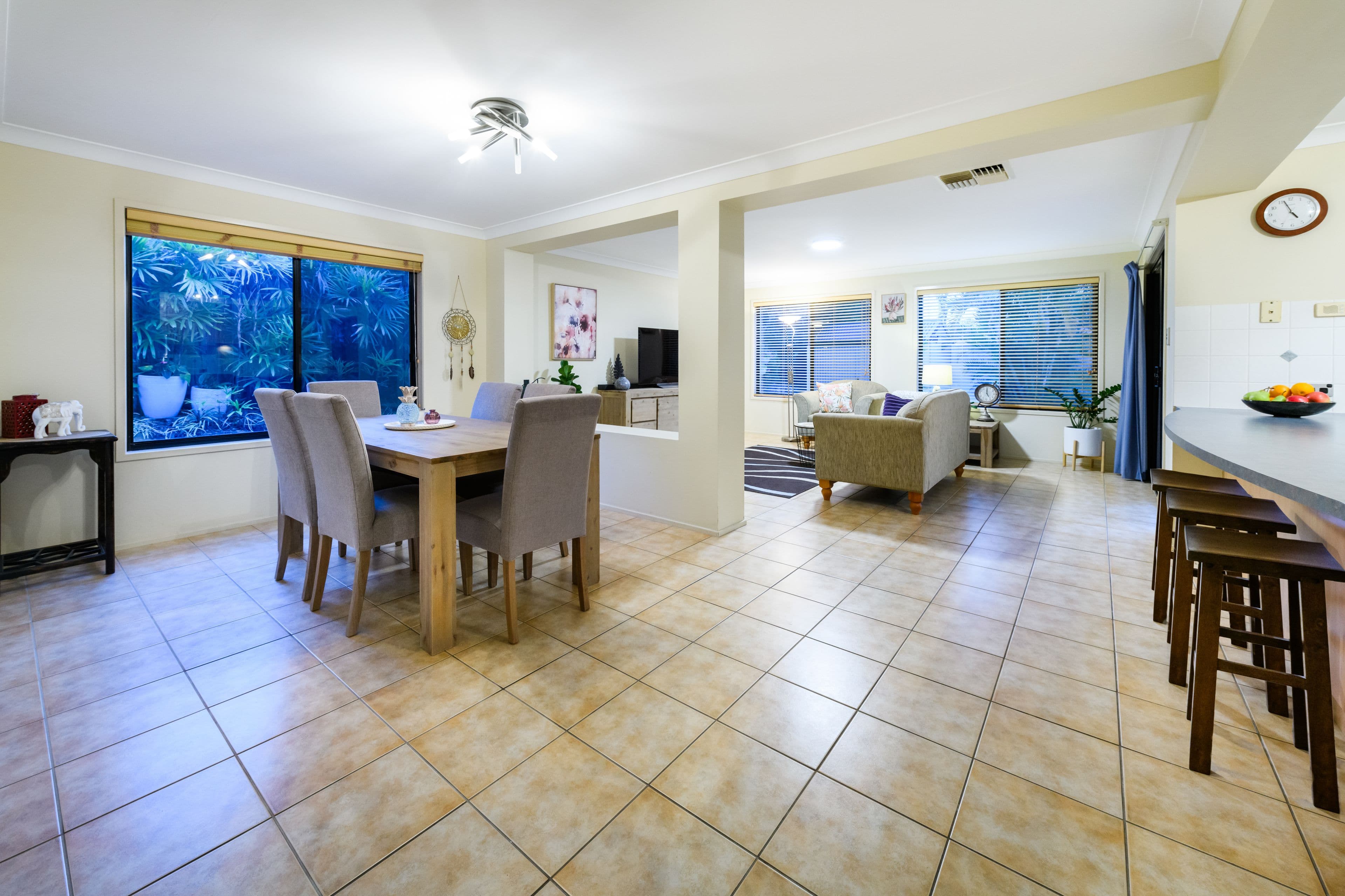75 Karvella Street, Upper Kedron QLD 4055, Upper Kedron - Thumbnail 2