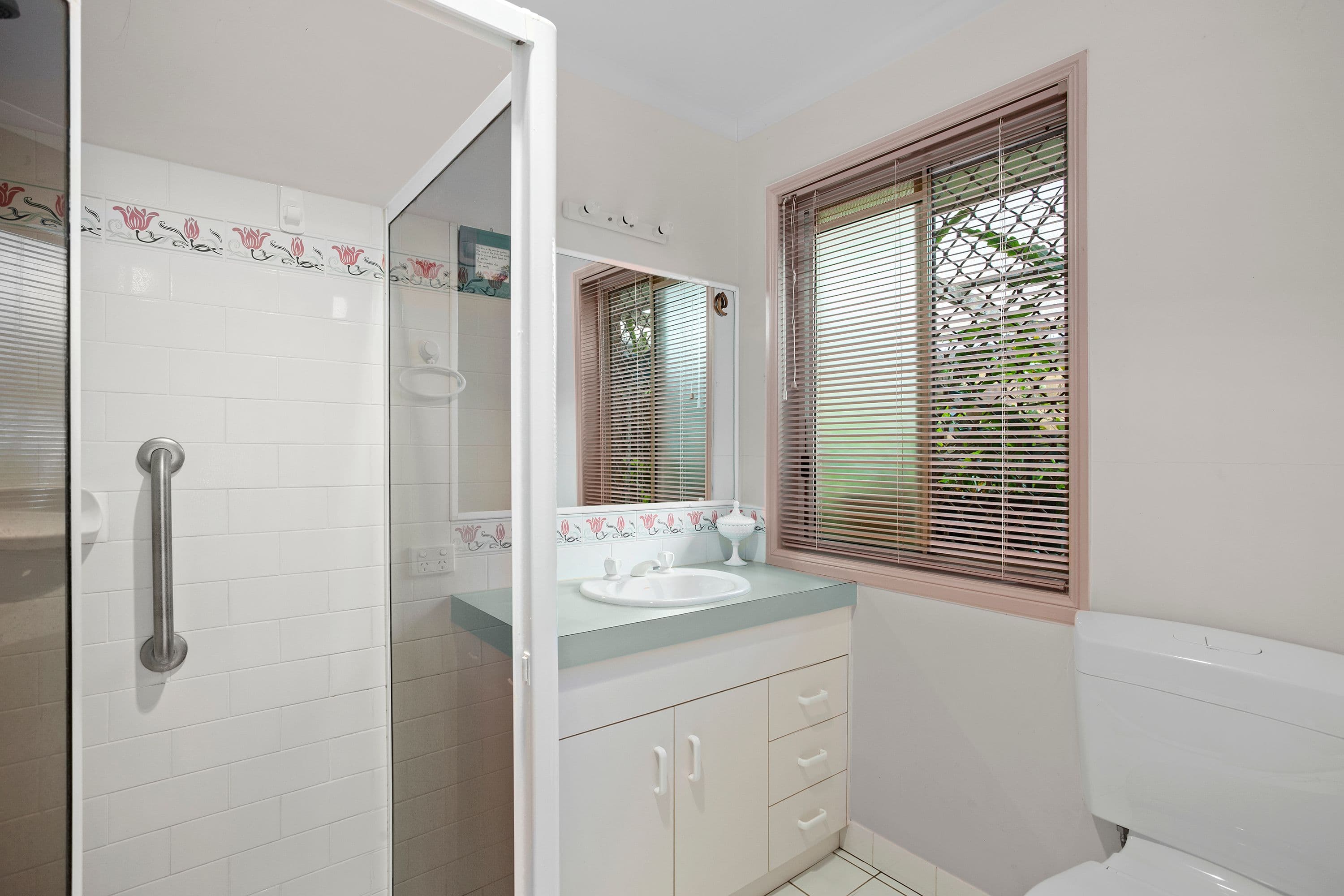 24 Bouganvillea Drive, Middle Ridge QLD 4350, Middle Ridge - Thumbnail 7