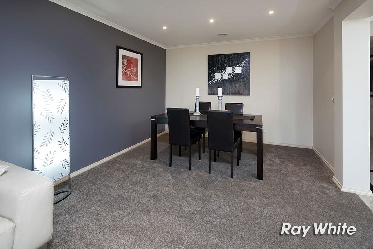 12 Huntingtower Crescent, Langwarrin VIC 3910, Langwarrin - Thumbnail 3