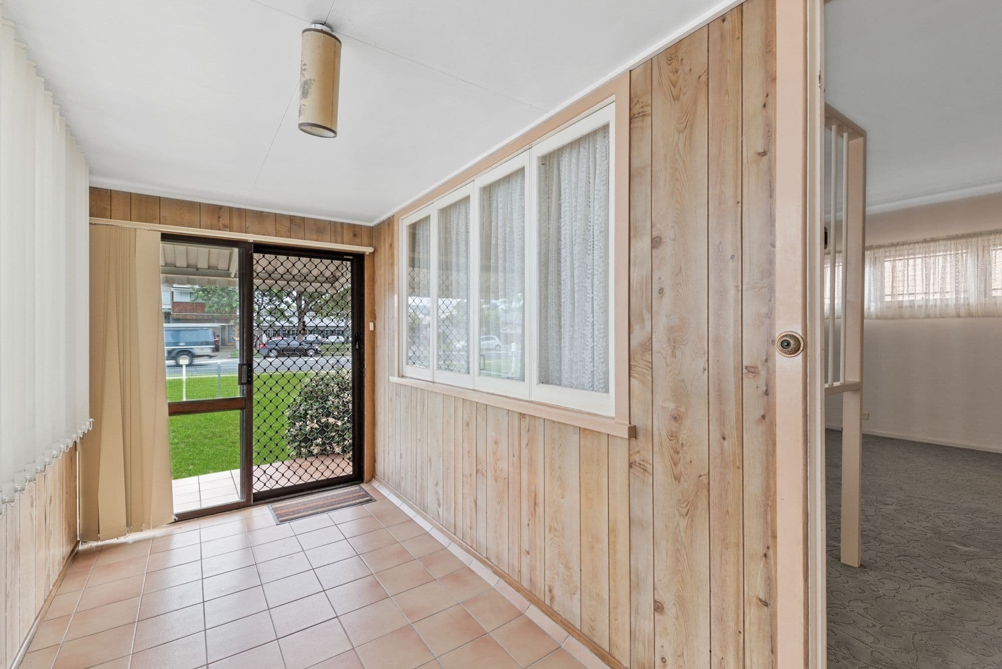 276 Scarborough Road, Scarborough QLD 4020, Scarborough - Thumbnail 2