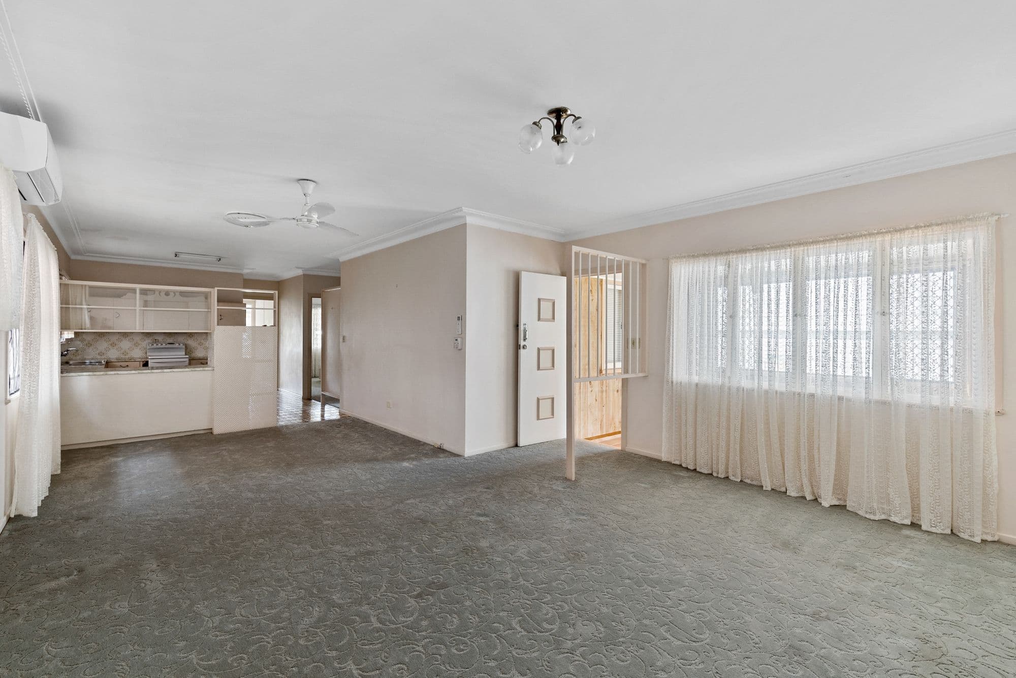 276 Scarborough Road, Scarborough QLD 4020, Scarborough - Thumbnail 3