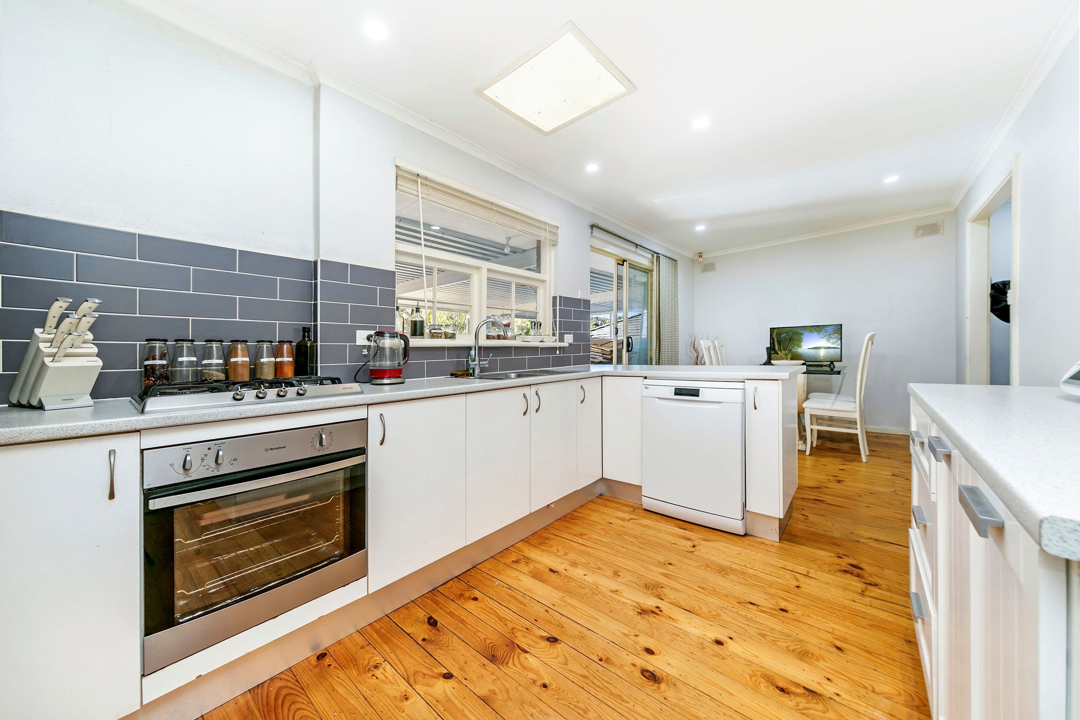 17 Tregeagle Avenue, Tea Tree Gully SA 5091, Tea Tree Gully - Thumbnail 3