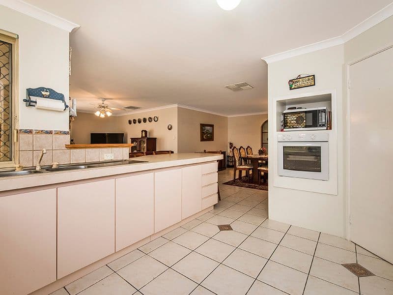 20 Okehampton Road, Warnbro WA 6169, Warnbro - Thumbnail 8