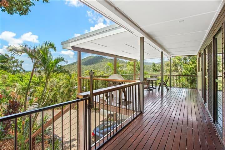 9 Cedar Court, Jubilee Pocket QLD 4802, Jubilee Pocket - Image 1