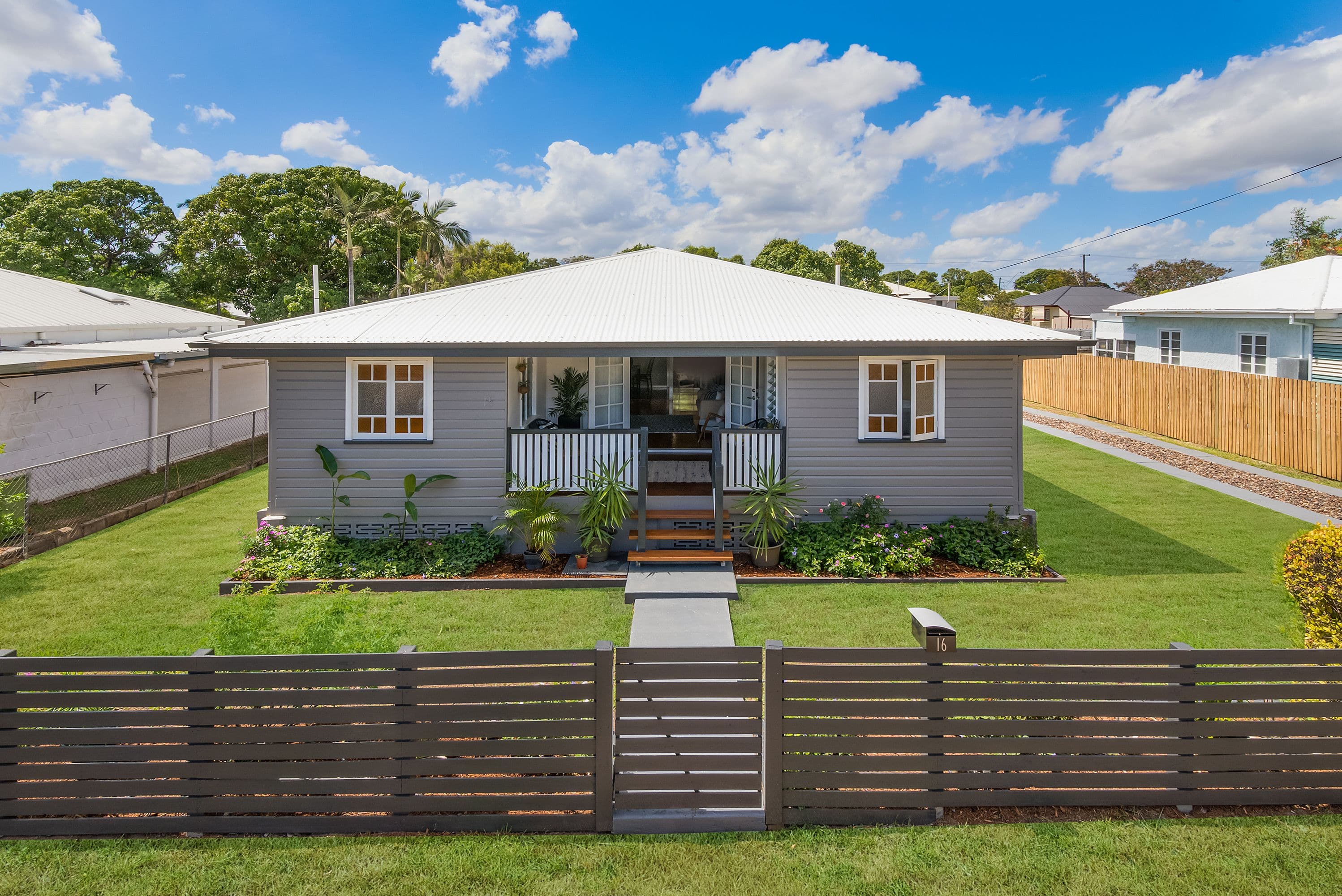 16 Urquhart Street, Currajong QLD 4812, Currajong - Image 1