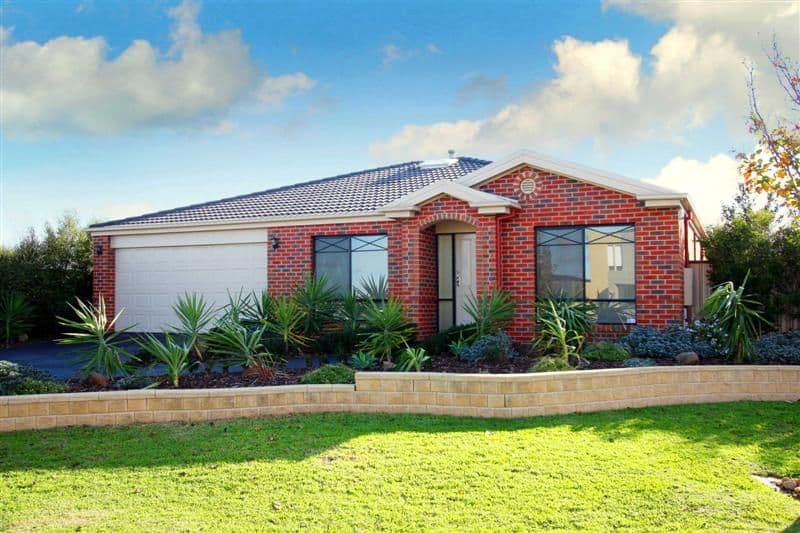 4 Parkville Terrace, TAYLORS HILL VIC 3037, Taylors Hill - Image 1