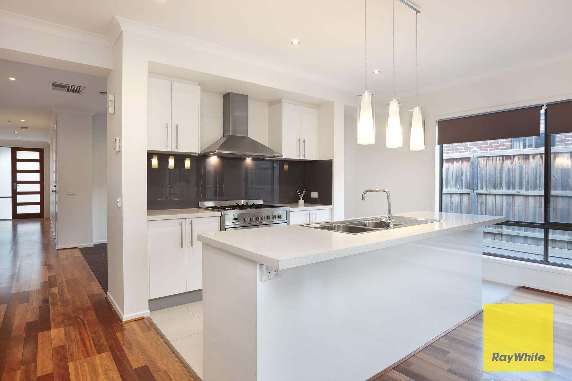 17 Keppel Way, Point Cook VIC 3030, Point Cook - Thumbnail 2