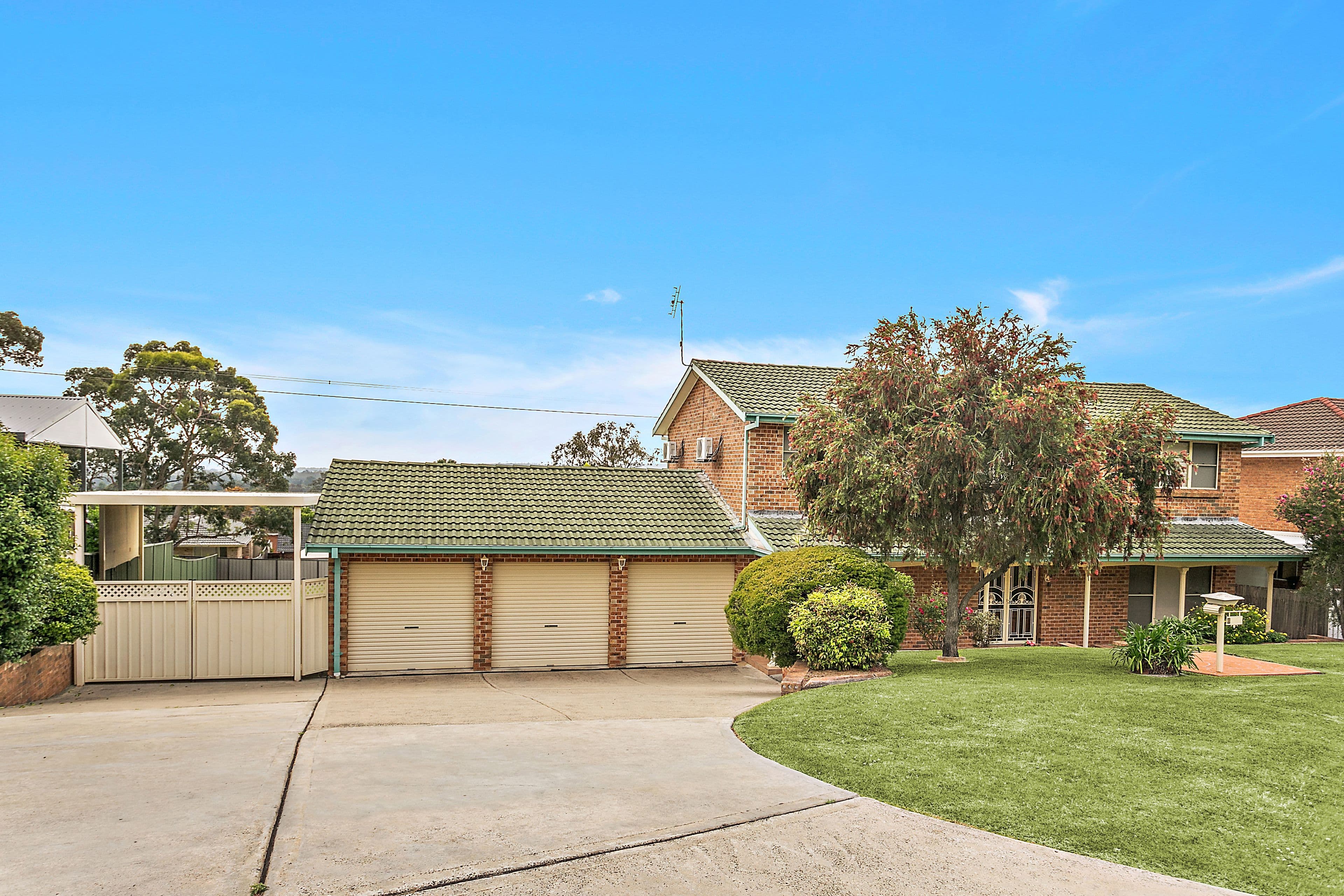 6 Murray Close, Albion Park - Image 1