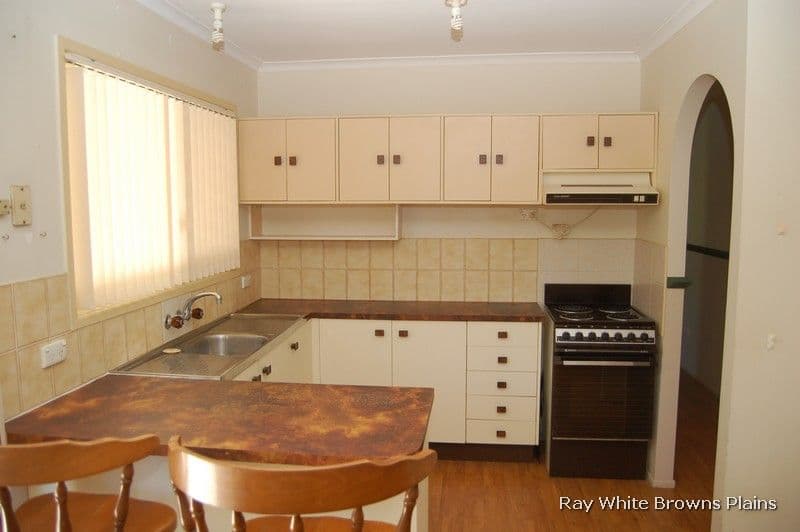 3 Warburton Street, BORONIA HEIGHTS QLD 4124, Boronia Heights - Thumbnail 2