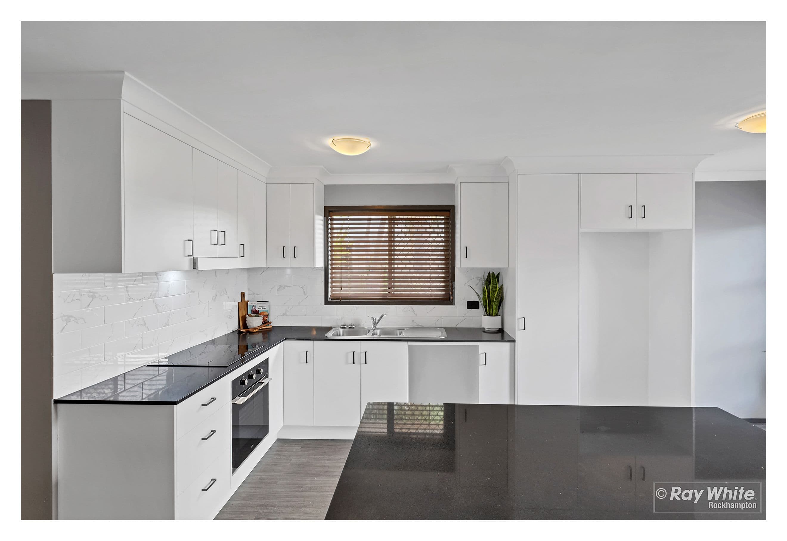 3 Capricorn Crescent, Norman Gardens QLD 4701, Norman Gardens - Thumbnail 3