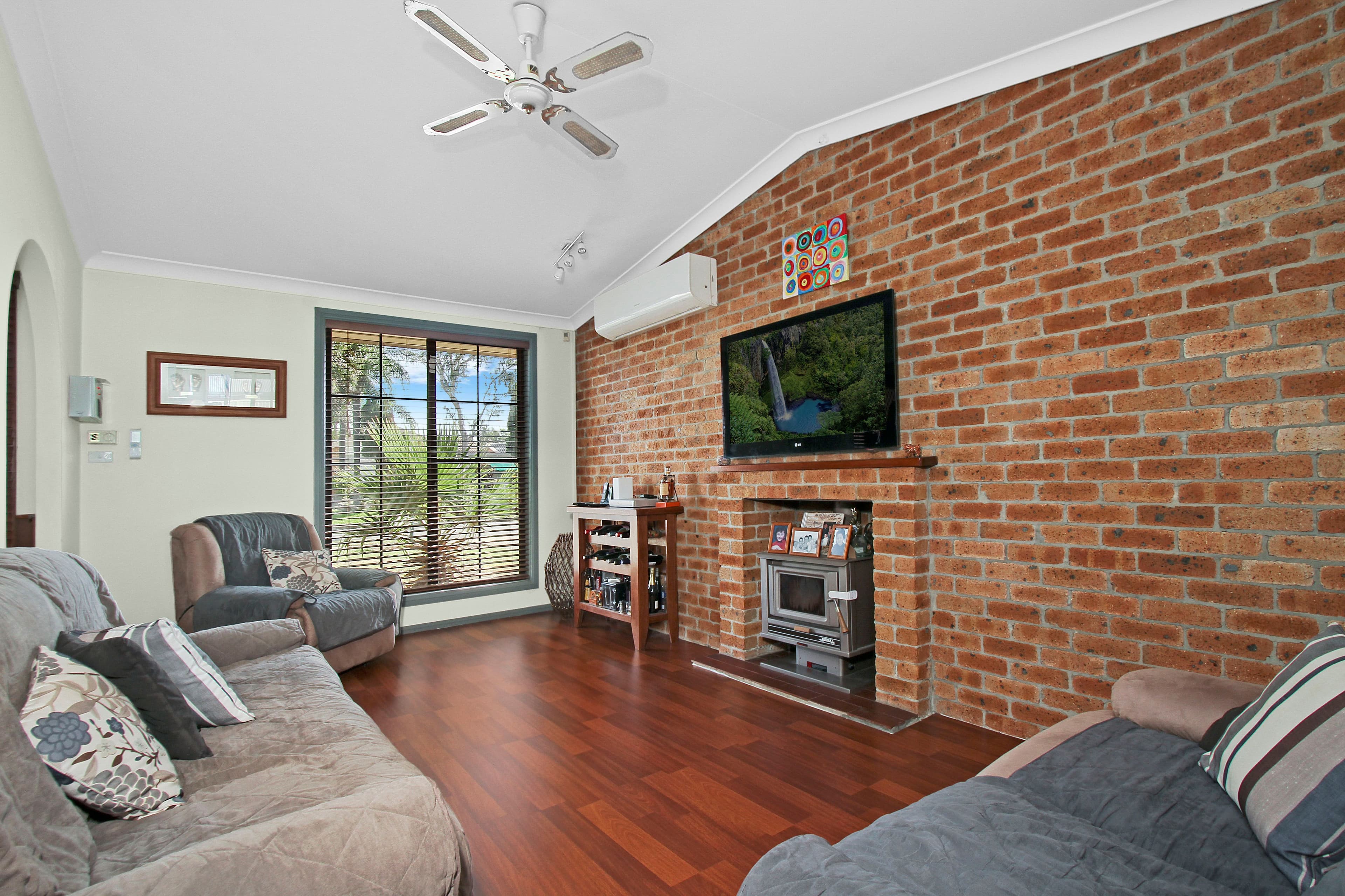 8 Albatross Avenue, Hinchinbrook NSW 2168, Hinchinbrook - Thumbnail 2