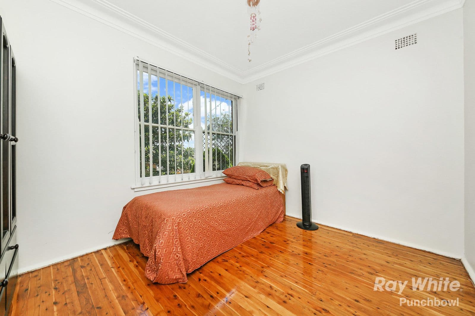 31 Warren Parade, Punchbowl - Thumbnail 6