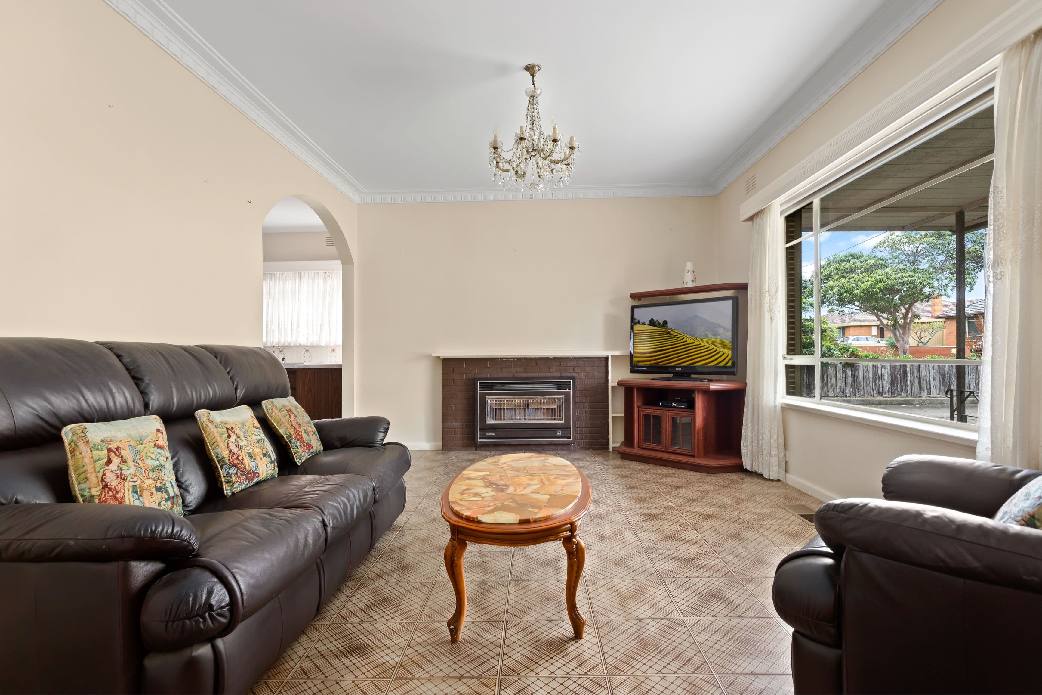 54 Lindenow Street, Reservoir VIC 3073, Reservoir - Thumbnail 3