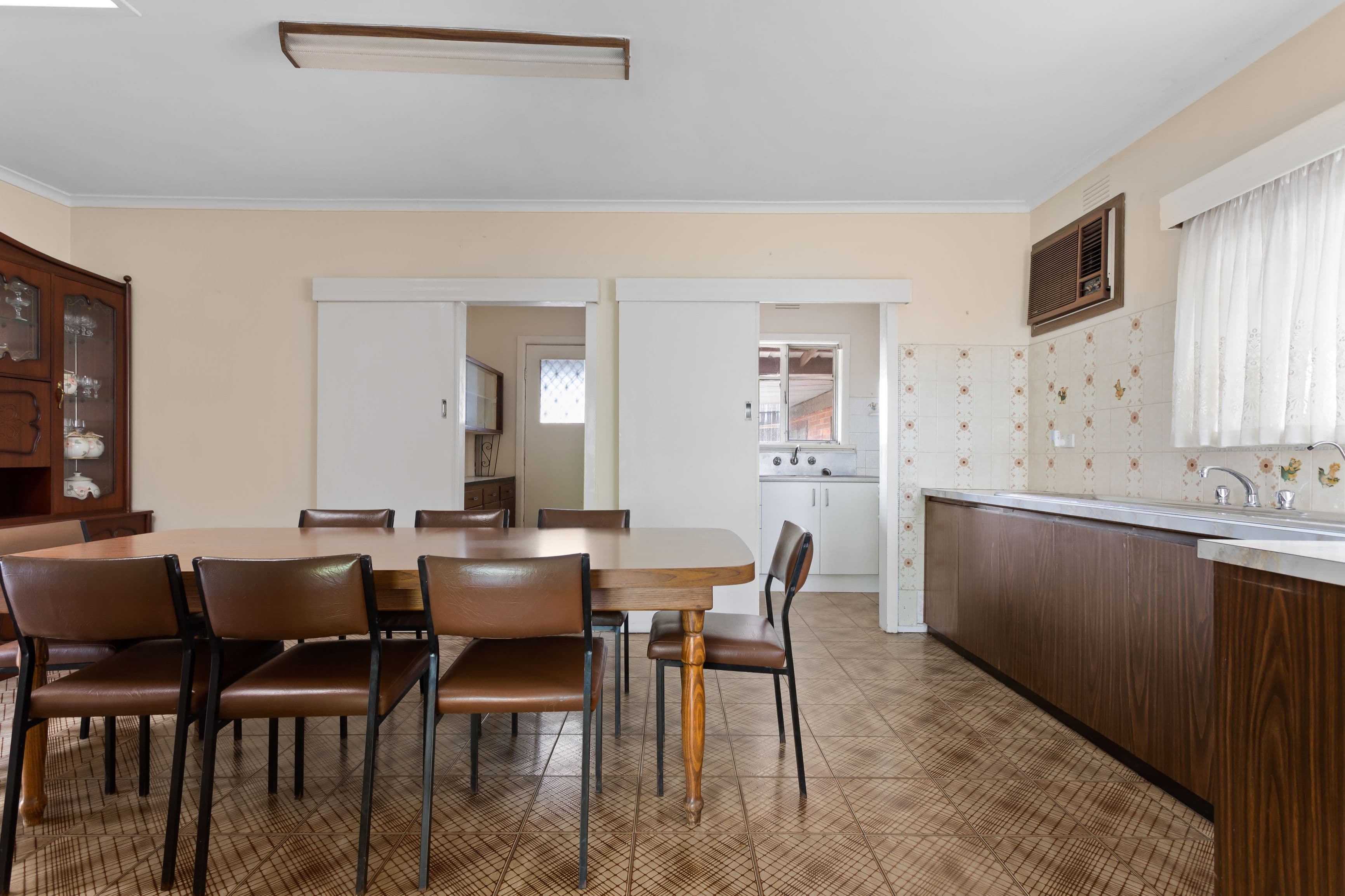 54 Lindenow Street, Reservoir VIC 3073, Reservoir - Thumbnail 6