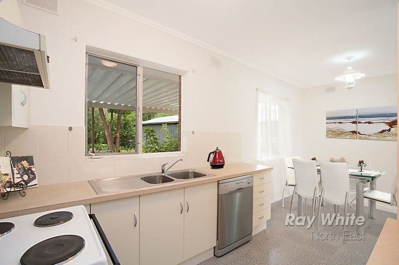 14 Charmaine Avenue, Para Vista SA 5093, Para Vista - Thumbnail 4